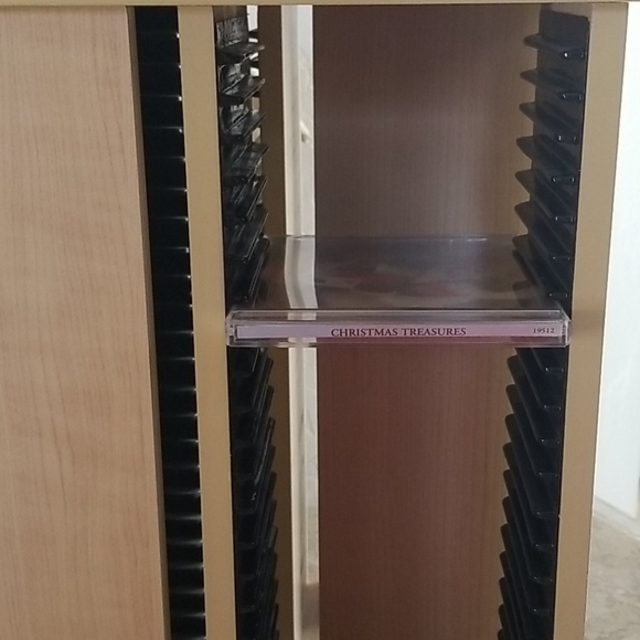 **HOST PICK**Blonde Oak 104 cd swivel storage - Picture 3 of 4